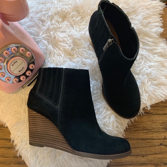 Lucky Brand Shoes - Lucky brand suede “yanati” wedges booties